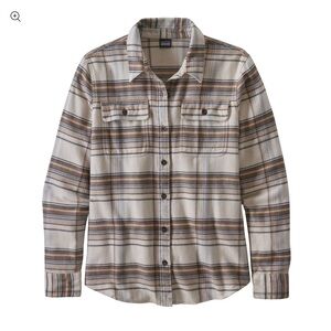 Patagonia Women’s Long-Sleeved Fjord Flannel Shirt Size Medium
